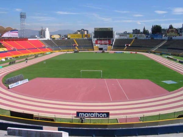 Foto do Estadio Rodrigo Paz Delgado